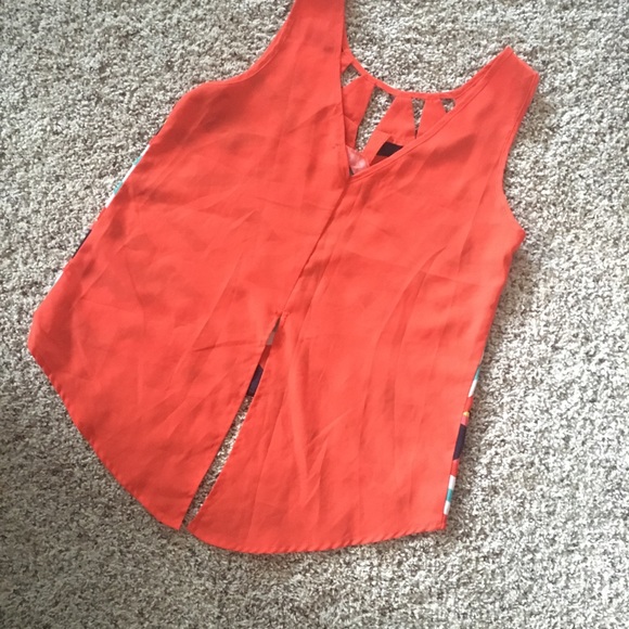 Light Summer Tank Top - Picture 3 of 3